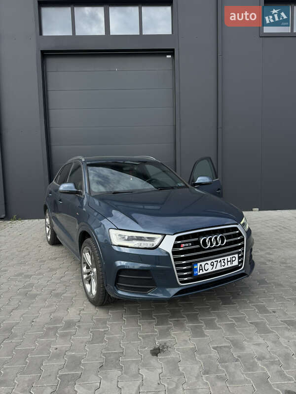 Внедорожник / Кроссовер Audi Q3 2015 в Луцке