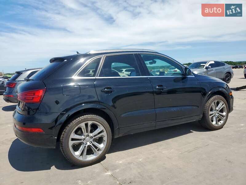 Позашляховик / Кросовер Audi Q3 2016 в Львові