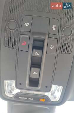 Внедорожник / Кроссовер Audi Q3 2022 в 