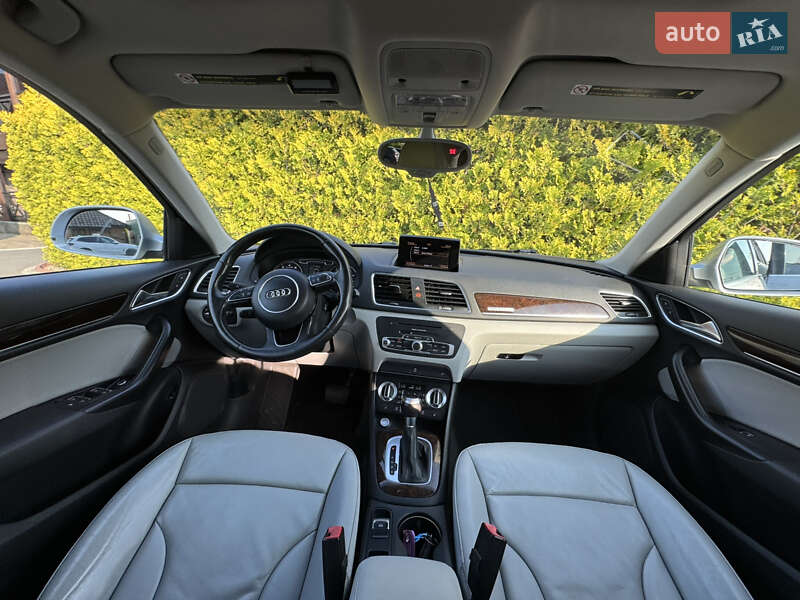 Позашляховик / Кросовер Audi Q3 2014 в Стрию
