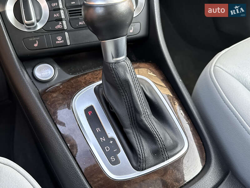 Позашляховик / Кросовер Audi Q3 2014 в Стрию