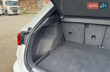 Внедорожник / Кроссовер Audi Q3 2021 в 