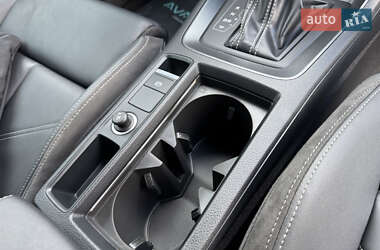 Внедорожник / Кроссовер Audi Q3 2021 в 
