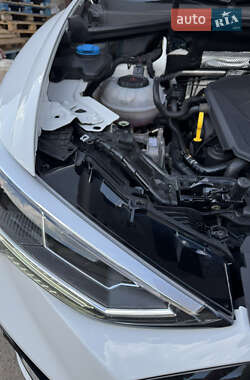 Внедорожник / Кроссовер Audi Q3 2021 в 