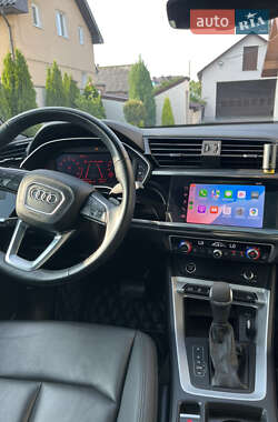 Внедорожник / Кроссовер Audi Q3 2021 в 