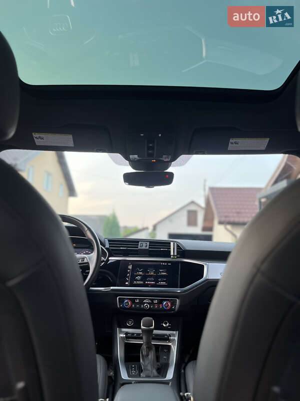 Позашляховик / Кросовер Audi Q3 2021 в Івано-Франківську