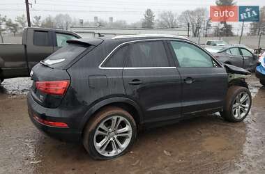 Внедорожник / Кроссовер Audi Q3 2016 в 