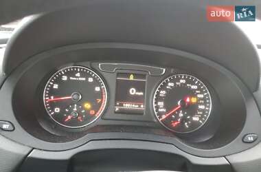 Внедорожник / Кроссовер Audi Q3 2016 в 