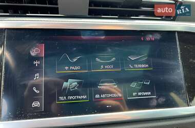 Внедорожник / Кроссовер Audi Q3 2020 в 
