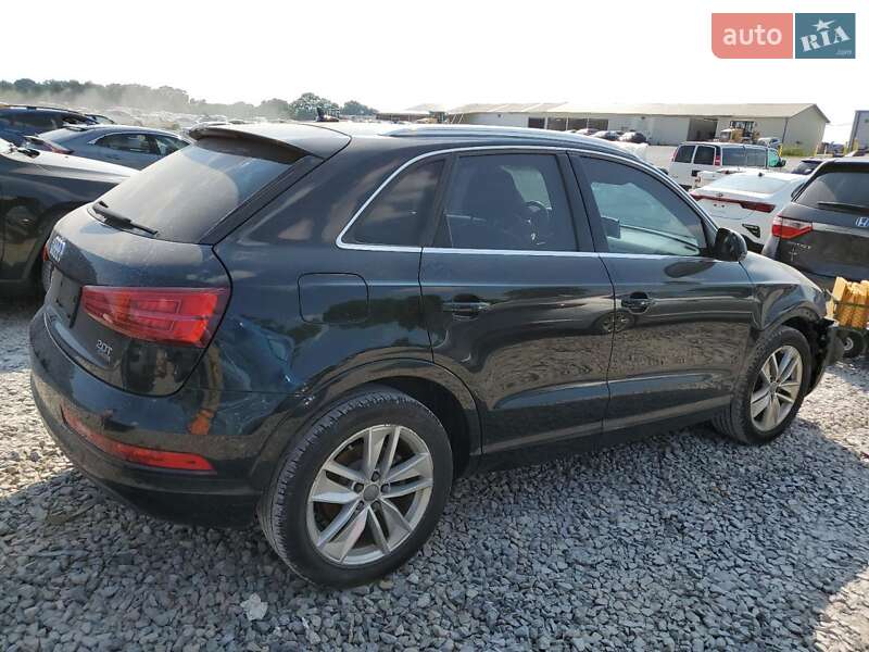 Внедорожник / Кроссовер Audi Q3 2016 в Львове