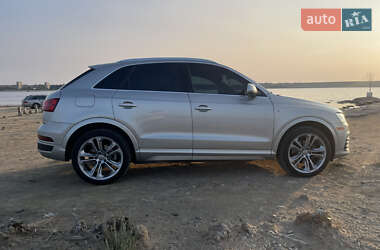Внедорожник / Кроссовер Audi Q3 2016 в 