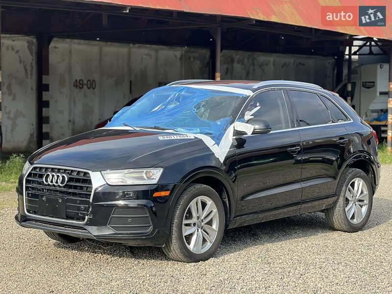 Позашляховик / Кросовер Audi Q3 2015 в Стрию
