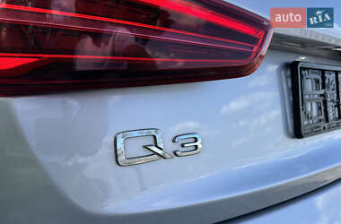 Внедорожник / Кроссовер Audi Q3 2016 в 
