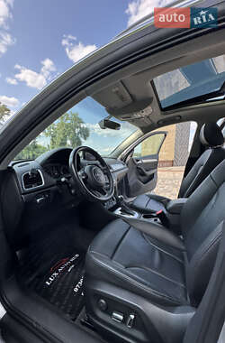 Внедорожник / Кроссовер Audi Q3 2016 в 
