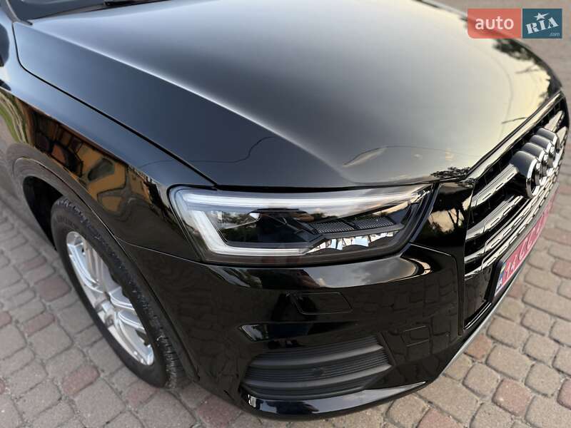 Внедорожник / Кроссовер Audi Q3 2016 в Калуше