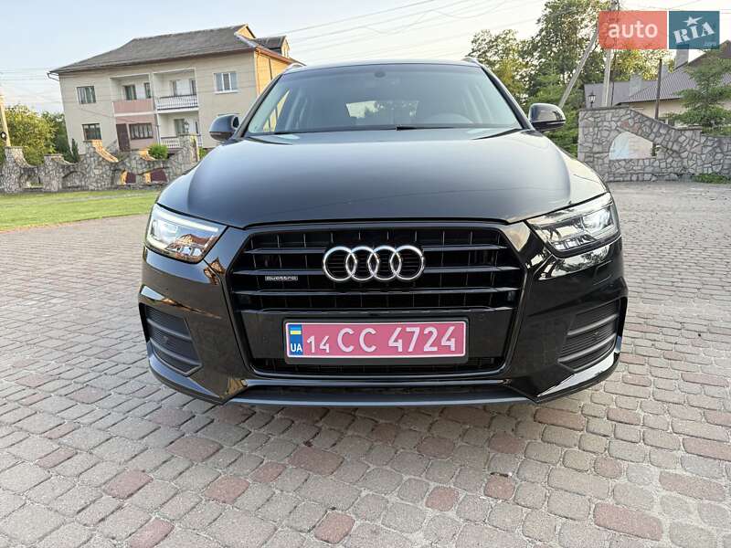Внедорожник / Кроссовер Audi Q3 2016 в Калуше