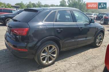 Внедорожник / Кроссовер Audi Q3 2016 в 