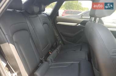 Внедорожник / Кроссовер Audi Q3 2016 в 