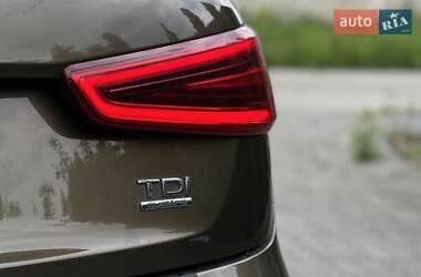 Внедорожник / Кроссовер Audi Q3 2012 в 