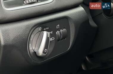 Внедорожник / Кроссовер Audi Q3 2012 в 