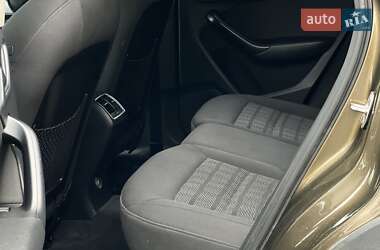 Внедорожник / Кроссовер Audi Q3 2012 в 