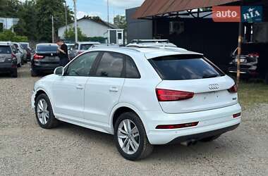 Внедорожник / Кроссовер Audi Q3 2017 в 