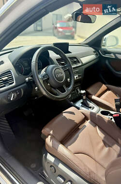 Внедорожник / Кроссовер Audi Q3 2018 в 