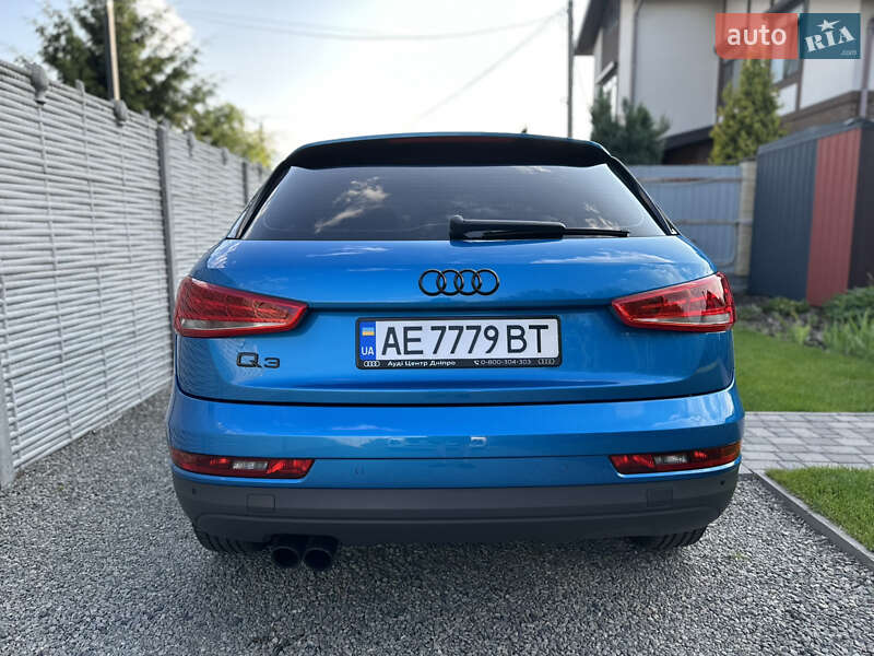Позашляховик / Кросовер Audi Q3 2016 в Дніпрі