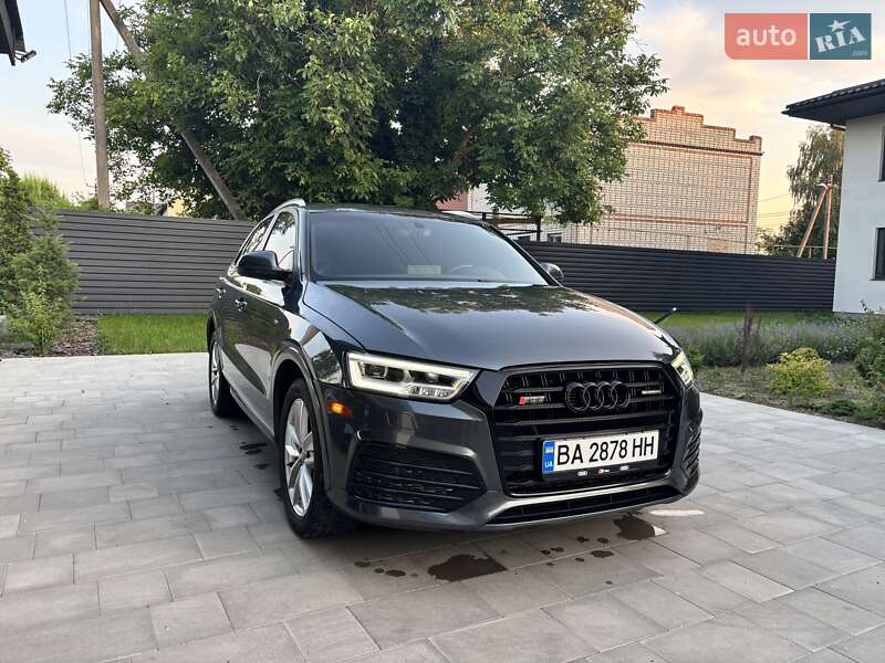 Внедорожник / Кроссовер Audi Q3 2018 в 