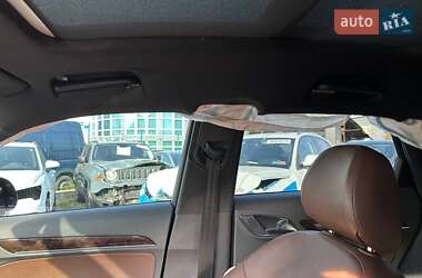 Внедорожник / Кроссовер Audi Q3 2016 в 