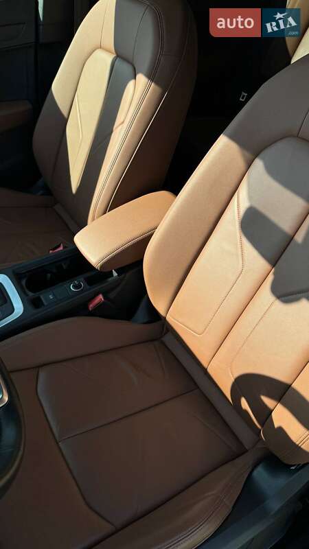 Внедорожник / Кроссовер Audi Q3 2021 в Ровно