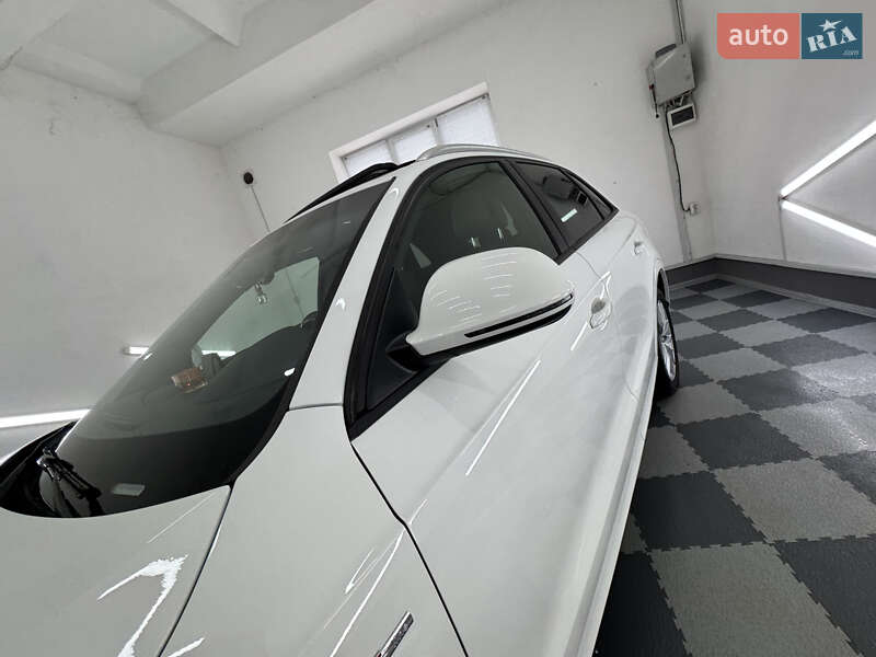 Внедорожник / Кроссовер Audi Q3 2018 в Трускавце