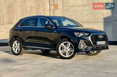 Позашляховик / Кросовер Audi Q3 2020 в Києві