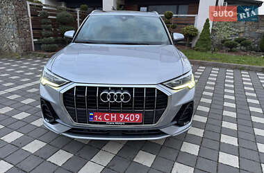 Внедорожник / Кроссовер Audi Q3 2019 в 