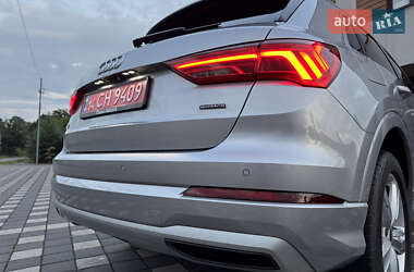 Внедорожник / Кроссовер Audi Q3 2019 в 
