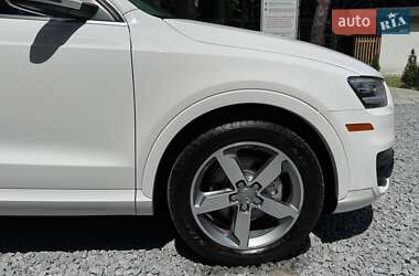 Внедорожник / Кроссовер Audi Q3 2015 в 
