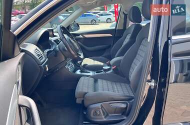 Внедорожник / Кроссовер Audi Q3 2013 в 