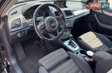 Внедорожник / Кроссовер Audi Q3 2013 в 