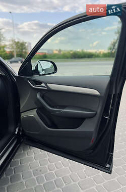 Внедорожник / Кроссовер Audi Q3 2014 в Тернополе