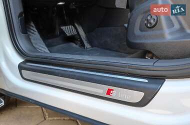 Внедорожник / Кроссовер Audi Q3 2012 в 