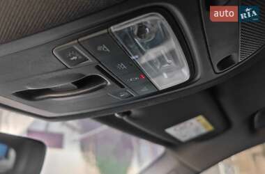Внедорожник / Кроссовер Audi Q3 2012 в 