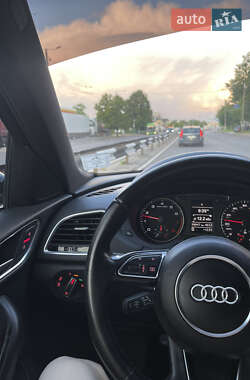 Внедорожник / Кроссовер Audi Q3 2016 в 