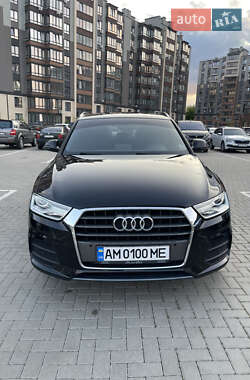 Внедорожник / Кроссовер Audi Q3 2016 в 