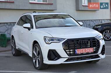 Внедорожник / Кроссовер Audi Q3 2019 в 