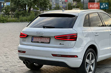 Внедорожник / Кроссовер Audi Q3 2015 в 