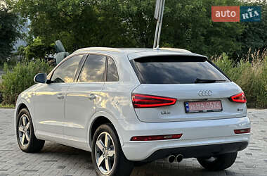 Внедорожник / Кроссовер Audi Q3 2015 в 