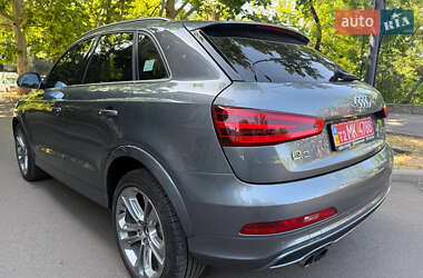 Внедорожник / Кроссовер Audi Q3 2015 в 