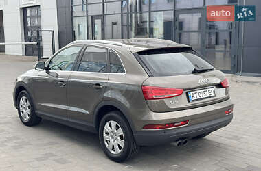 Внедорожник / Кроссовер Audi Q3 2016 в 