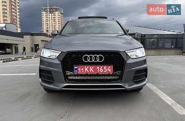 Внедорожник / Кроссовер Audi Q3 2017 в 