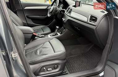 Внедорожник / Кроссовер Audi Q3 2017 в 